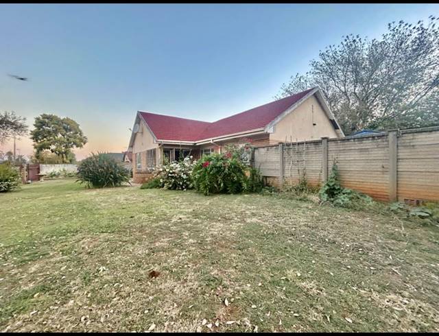 3 BEDROOM HOUSE FOR SALE IN VANDERBIJLPARK CE 1